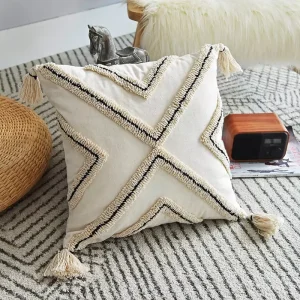 Housse de coussin bohème géométrique beige et noir